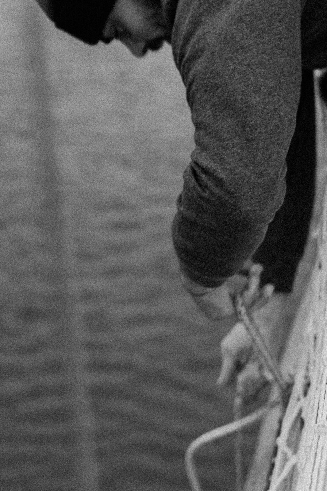 tying boat rope